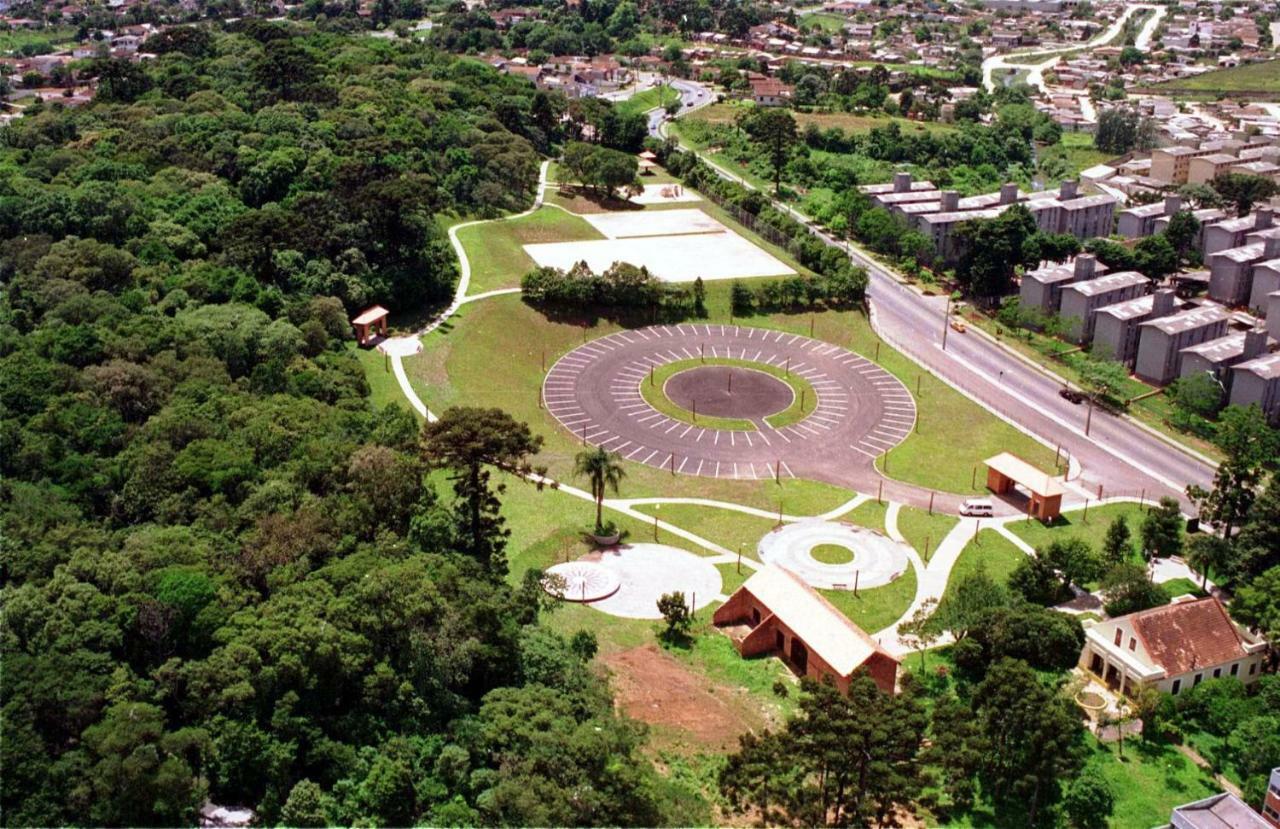 Acomodacao-Viasoft-Up-Ecoville-Inc-Fiocruz-Cic Curitiba Eksteriør billede