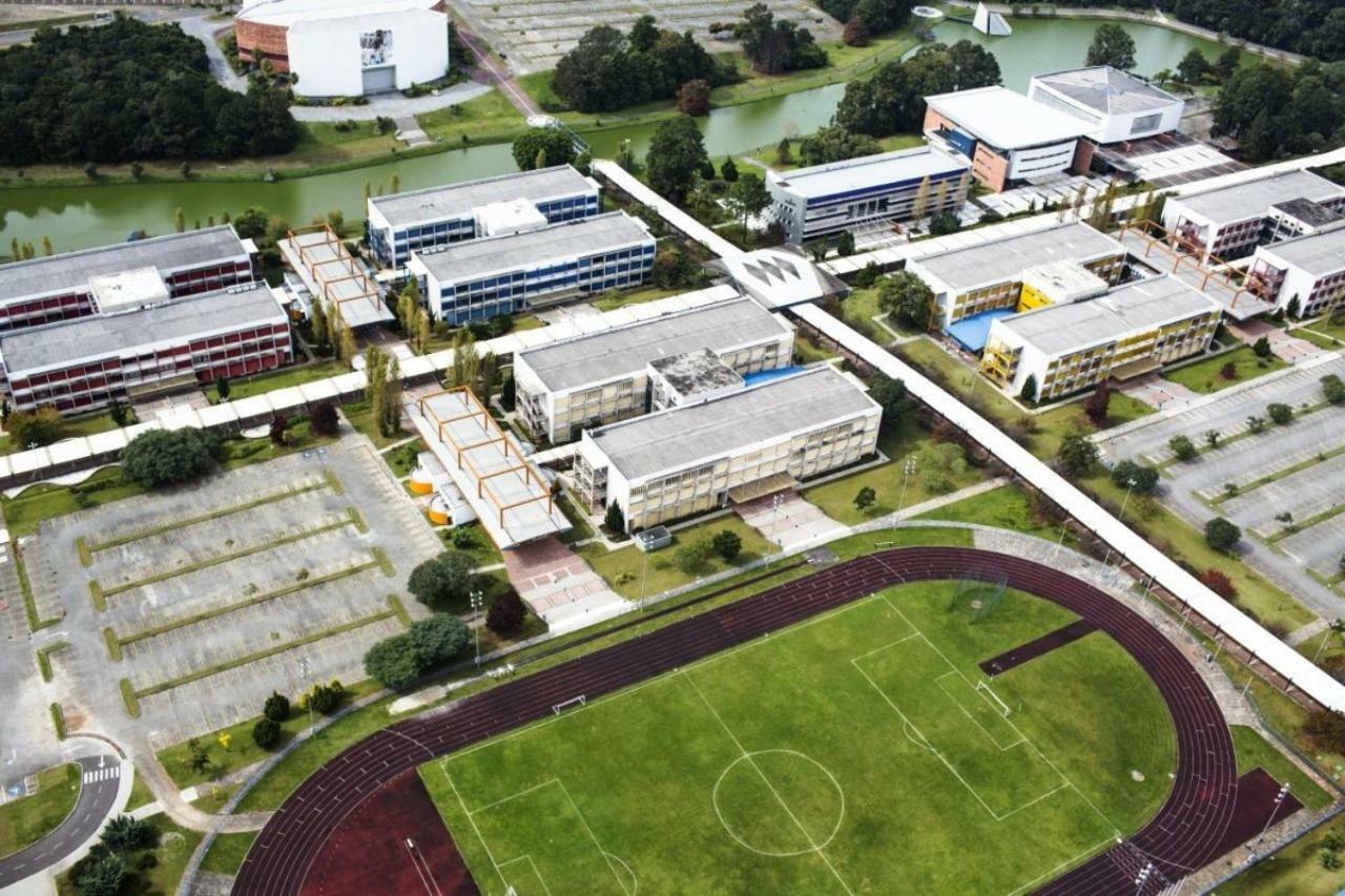 Acomodacao-Viasoft-Up-Ecoville-Inc-Fiocruz-Cic Curitiba Eksteriør billede